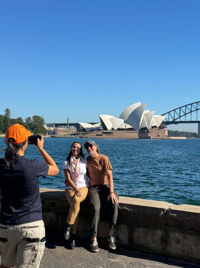 1/2 day Sydney Sightseeing and Bondi Beach Tour - The mini-bus icon circuit: fast photos, good viewpoints, and one small catch