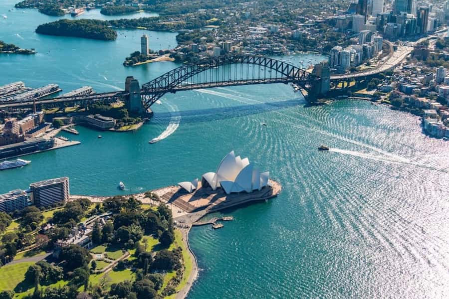 30-minute Private Sydney Harbour Helicopter Tour for 2 - Why this 30-minute private flight makes sense in Sydney