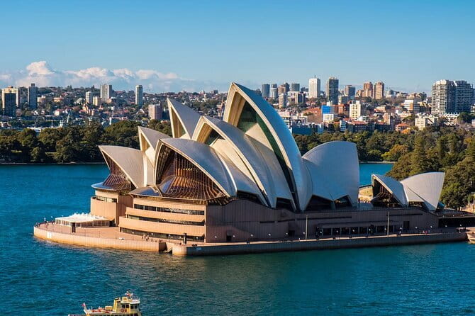 Badass Women of Sydney: Meet the Women Who Shaped the City - From Taylor Square to the State Library: getting your bearings fast