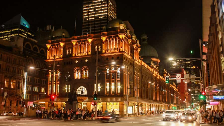 Best of Sydney: Private Walking Tour with a Local - Circular Quay energy and Royal Botanic Garden contrast