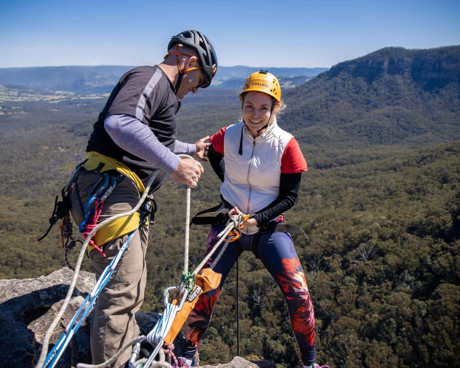 Blue Mountains: Abseiling and Canyoning Experience - What to bring, what not to bring, and who should skip this