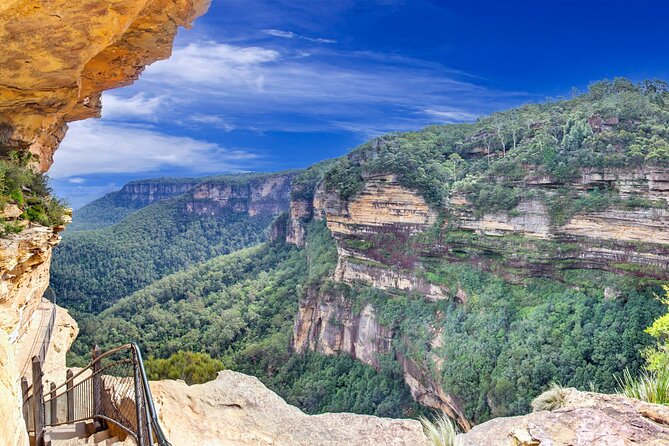 Blue Mountains Day Tour with Scenic World and Wildlife Park Entry - What to Pack for a Smooth Blue Mountains Day