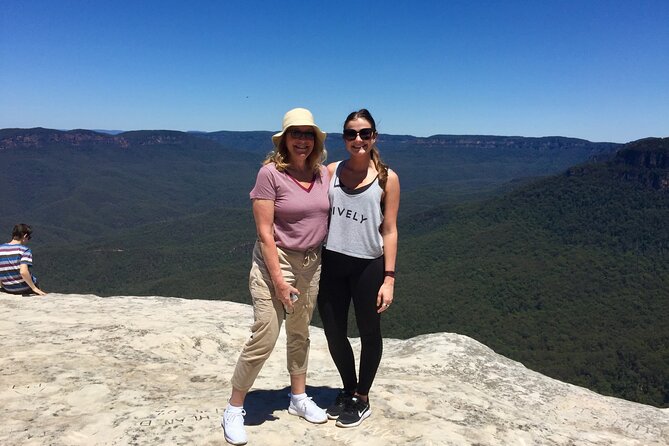 Blue Mountains Private Tour From Sydney, & Featherdale Aussie Animal Park Option - Lincoln’s Rock and the Three Sisters: quick stops that pay off