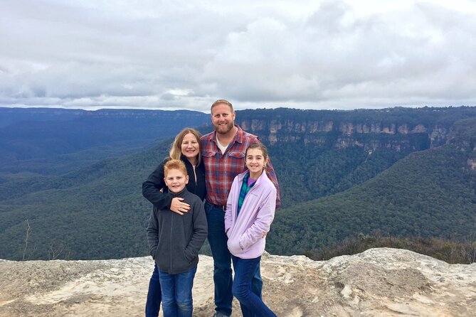 Blue Mountains Private Tour From Sydney, & Featherdale Aussie Animal Park Option - Which group is this best for?