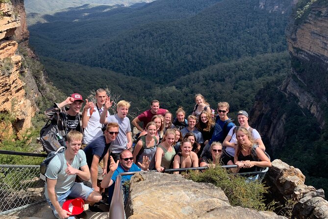 Blue Mountains Private Tour From Sydney, & Featherdale Aussie Animal Park Option - Wentworth Falls: where the tour turns from looking to walking