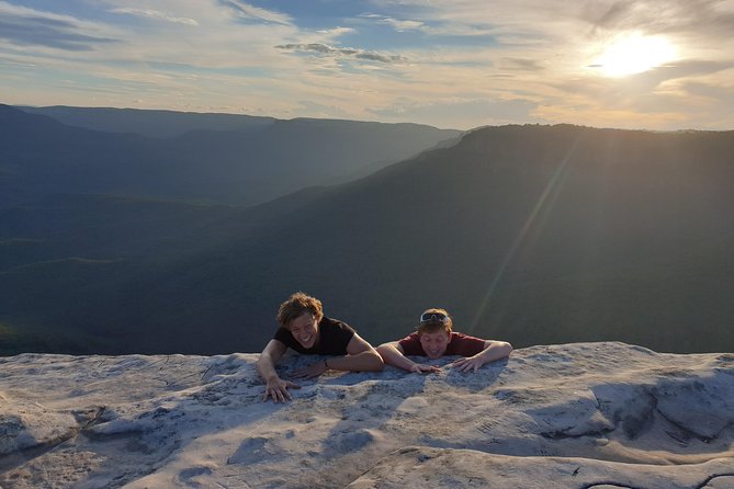 Blue Mountains Small Group Tour with Waterfall Walk & Fresh Lunch - Lunch and Aussie snacks: rolling up fuel for a long day