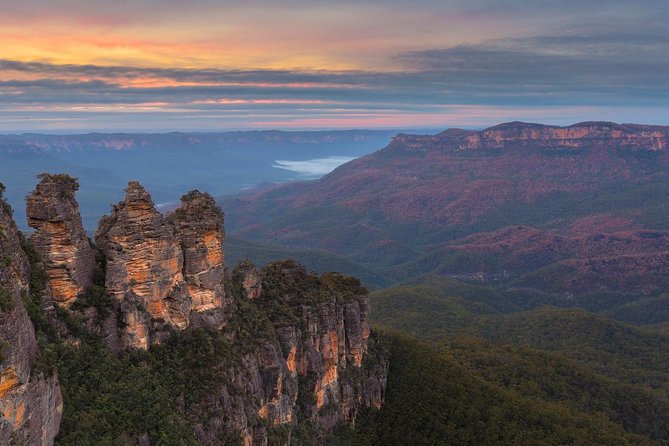 Blue Mountains Vintage Cadillac Tour with Local Guide - Who should book this Cadillac tour (and who might want another plan)