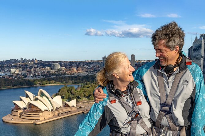 BridgeClimb Sydney - Safety setup: gear, lockers, and the leader who keeps things moving
