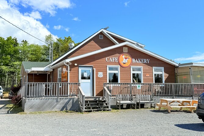 Explore Cabot Trail and Baddeck - Pickup and the ship-tender clock: the part that decides your day