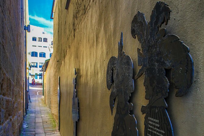 Explore The Rocks Sydney In A Series Of Fun Cryptic Clues - Under the Harbour Bridge: moving from old streets to big views