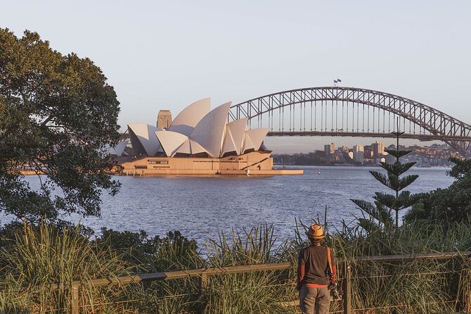 First Timer Sydney Sightseeing & Bondi Beach 1/2 Day Tour - Coming back to The Rocks and timing your next move