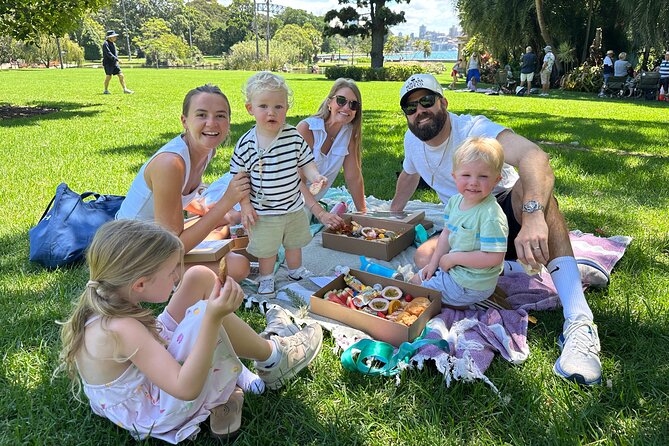 Foraging Tour: Botanical Gardens Walk & Picnic - Stop 2: Storytelling about culture and how plants were used