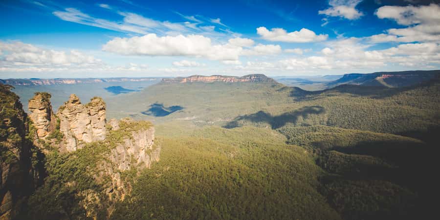 From Sydney: Blue Mountains Bushwalks & Featherdale Tour - Lunch in Leura or Katoomba: plan for buying, not guessing