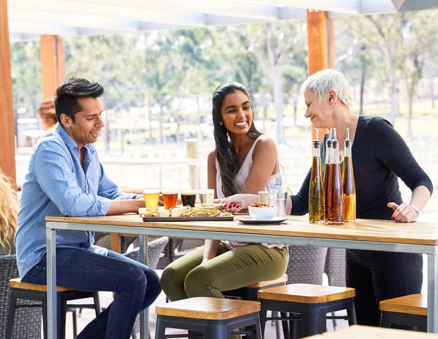 From Sydney: Hunter Valley Wine, Gin & Food Tastings Tour - Gin and vodka tasting: the spirit-forward moment of the day