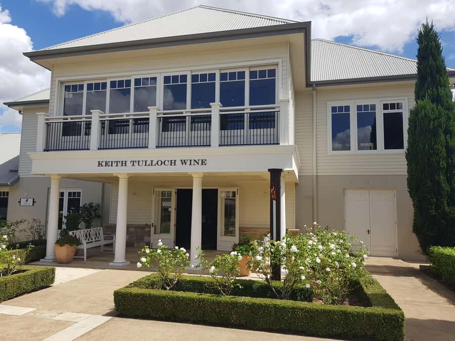 From Sydney: Luxury Hunter Valley Private Tour - North-Connex Views and the Hawkesbury River Crossing