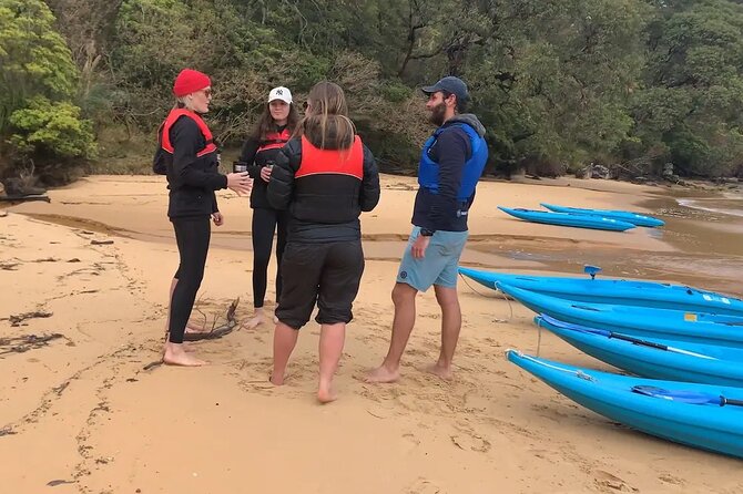Guided Kayak Tour of Manly Cove Beaches - Meeting at Manly Yacht Club and what to expect at the start