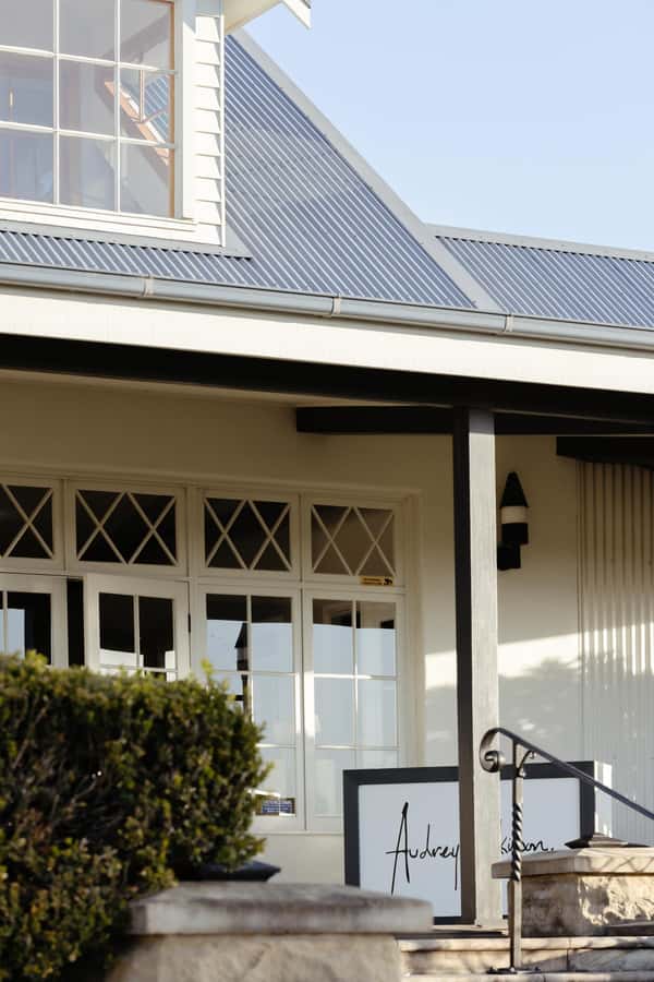 Hunter Valley: Wine Tour with 2-Course Lunch, Choc & Cheese - Lunch at voco™ Kirkton Park Hotel: Two Courses and Wine Pairing That Actually Makes Sense