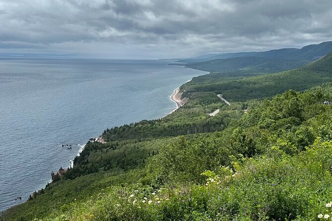 Ingonish and Keltic Lodge 6 Hours Cabot Trail Tour - Group Size and Vehicle Comfort: The Part You Can Control