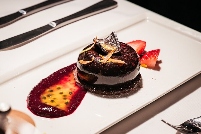 Journey Beyond Sydney Harbour Dining Cruise - Sydney Harbour First: The Best Moment to Get Oriented