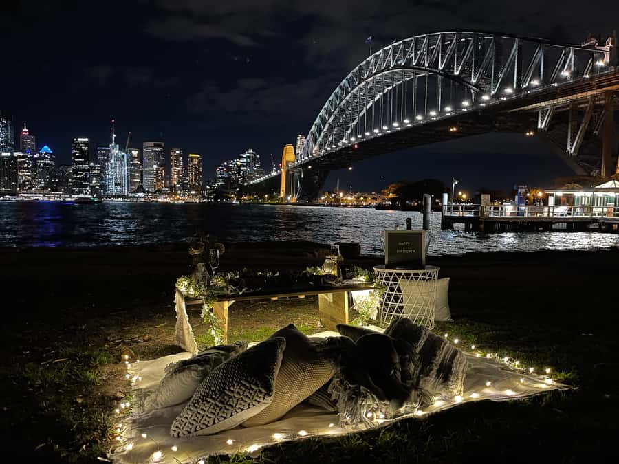 Luxury Picnic for 2 with Sydney Harbour Views at Kirribilli - Key things that make this Kirribilli picnic worth your time