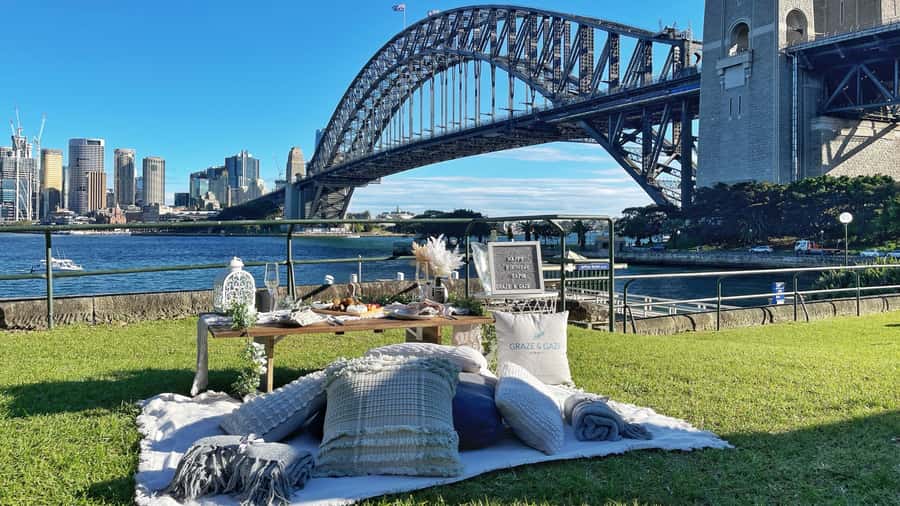 Luxury Picnic for 2 with Sydney Harbour Views at Kirribilli - Why Copes Lookout in Kirribilli is the whole point