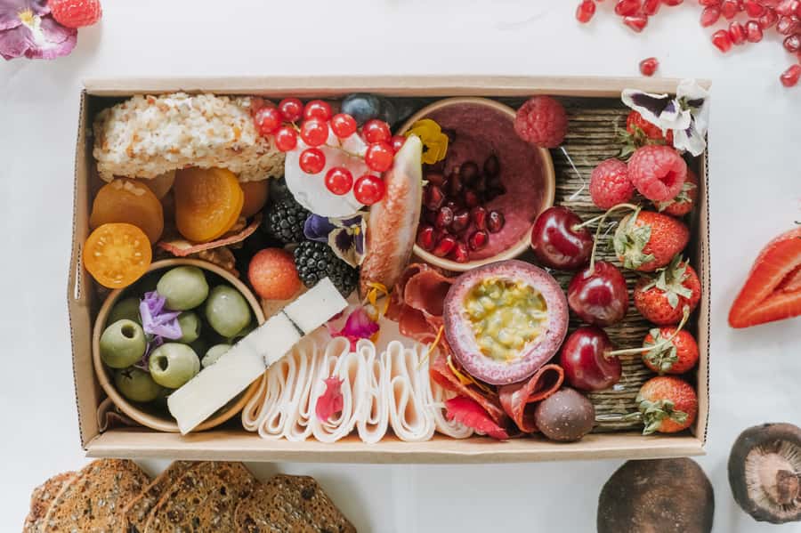 Luxury Picnic for 2 with Sydney Harbour Views at Kirribilli - What’s actually included in the grazing board and drinks