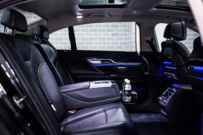 Luxury Sydney Airport Arrival Transfer - Sedan/SUV - Luggage Rules, Phone Rules, and Small Gotchas
