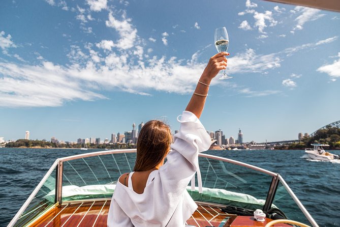 Private 2 Hour Icons and Highlights Cruise of Sydney Harbour - Key highlights to look for