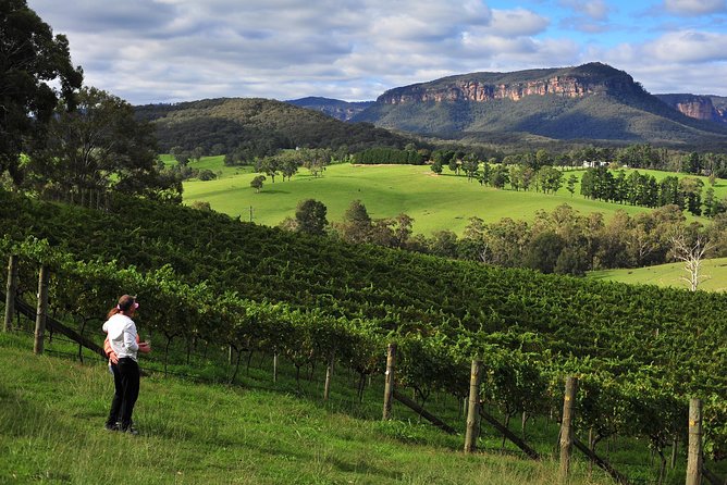 Private Blue Mountains and Winery Day-Trip from Sydney - Megalong Valley: lunch (on you) plus the included winery tasting