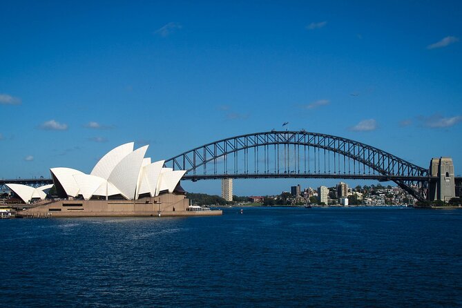 Private Luxury Tour: Sydney Sightseeing Experience - Bondi Beach in 30 Minutes: What You Can Do and What to Skip