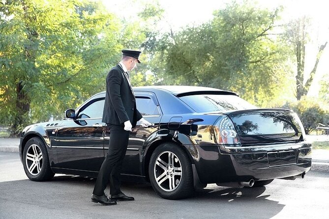 Private One-Way Airport Transfer from Sydney Airport to Sydney - The Waiting Time Advantage: 45 Minutes That Save Your Sanity