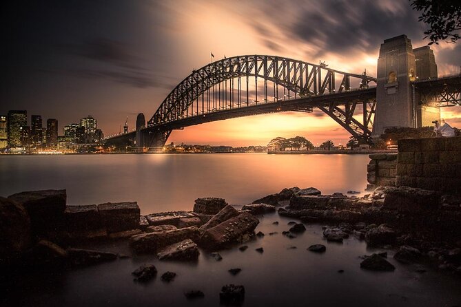 Private Sydney Harbour Sunset Photo Tour & Cruise - Mrs Macquarie’s Chair: Opera House and Harbour Bridge in their most classic form