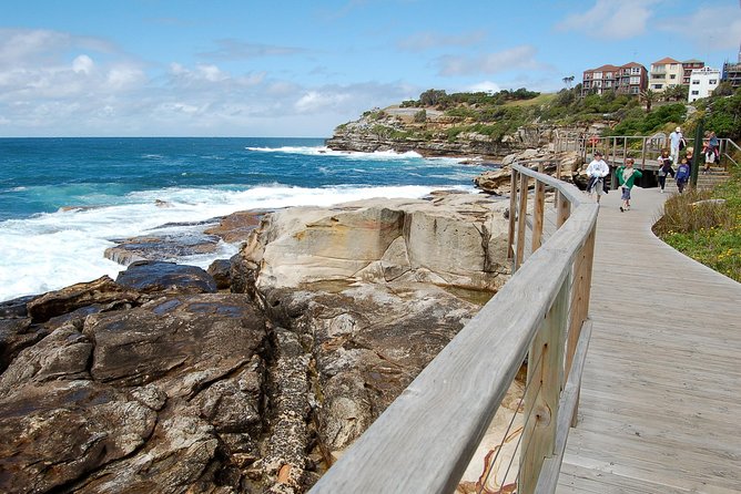 Private Sydney Tour Including Sydney Opera House, Bondi and Manly - Bondi Beach in half a day’s worth of attitude