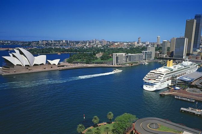 Shuttle Transfer from Sydney City Hotel to Sydney Cruise Port - Door-to-Door Cruise Transfer in 20 Minutes: The Real Value