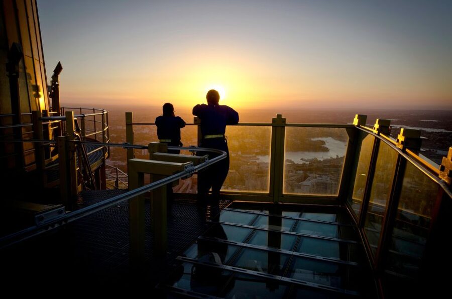 Skywalk at The Sydney Tower Eye: Ticket & Tour - Internal Observation Deck Time: Before and After the Walk