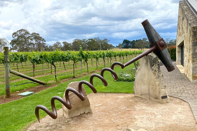Southern Highlands Private Tour with Wine, Waterfall and Garden - Price and value: what $523.59 per person buys you