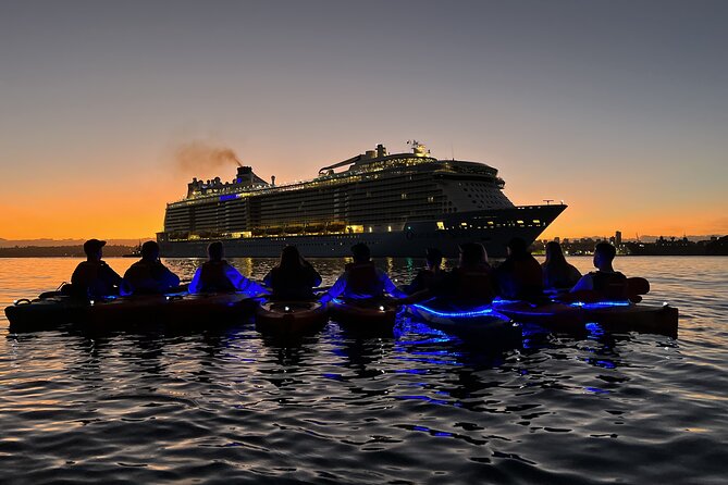Sunrise Paddle Session on Syndey Harbour (single kayak) - Opera House Time: Getting the Icon in Frame