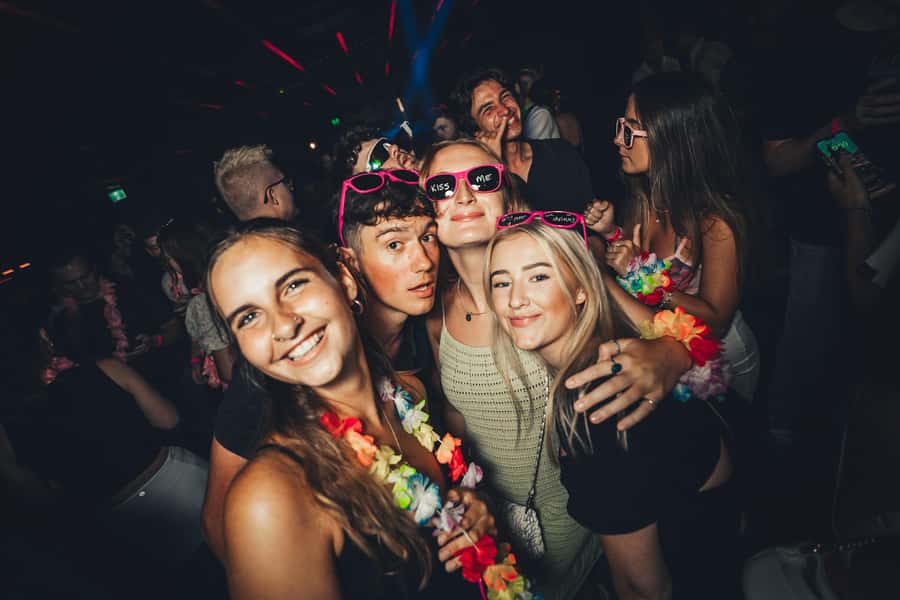 Sydney: Big Night Out Pub Crawl with Local Party Hosts - Key things to know before you go