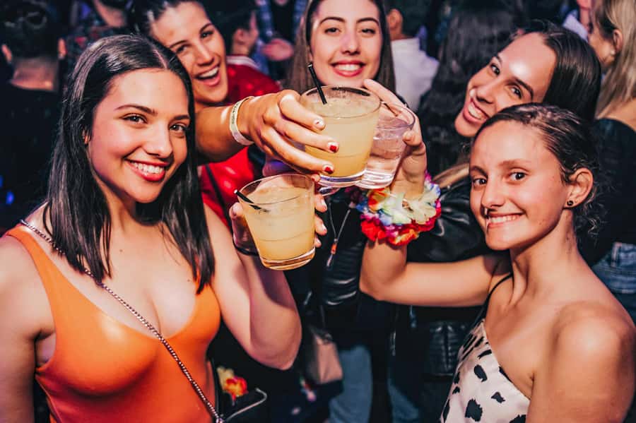 Sydney: Big Night Out Pub Crawl with Local Party Hosts - Stop 4: Side Bar finish (wrap-up mood)