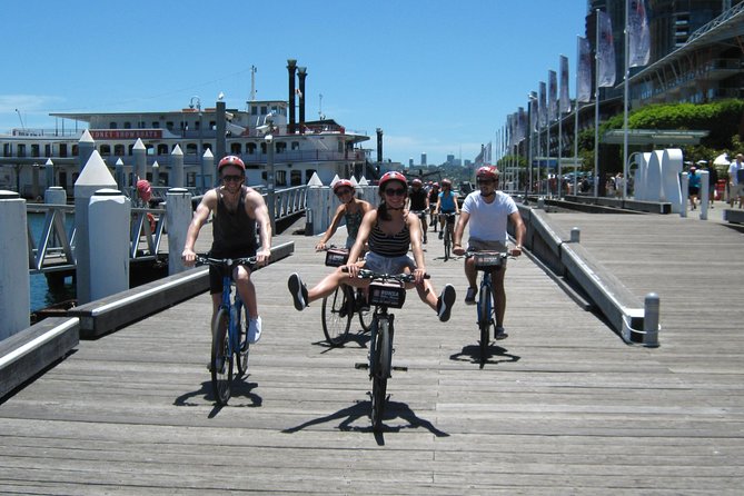 Sydney Bike Tours - Darling Harbour and Hyde Park: quick stops that anchor the city