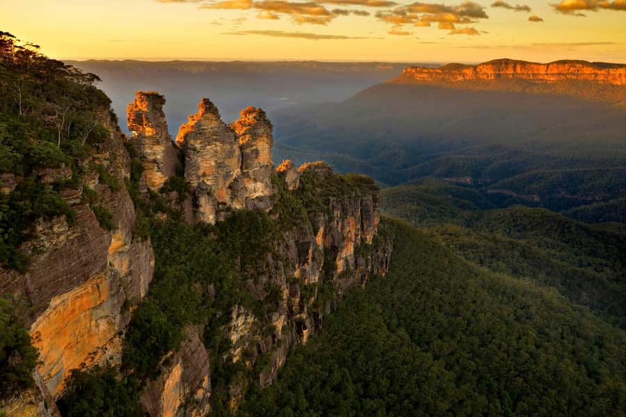 Sydney: Blue Mountains Kangaroos, Wilderness and Sunset Tour - From Circular Quay to the Parramatta River: start with place, not just scenery