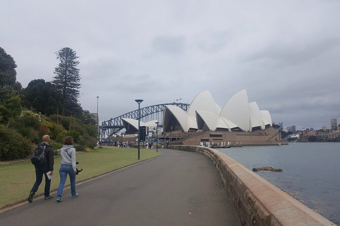 Sydney: Book A Local Host - Marketplace time: shopping and local texture