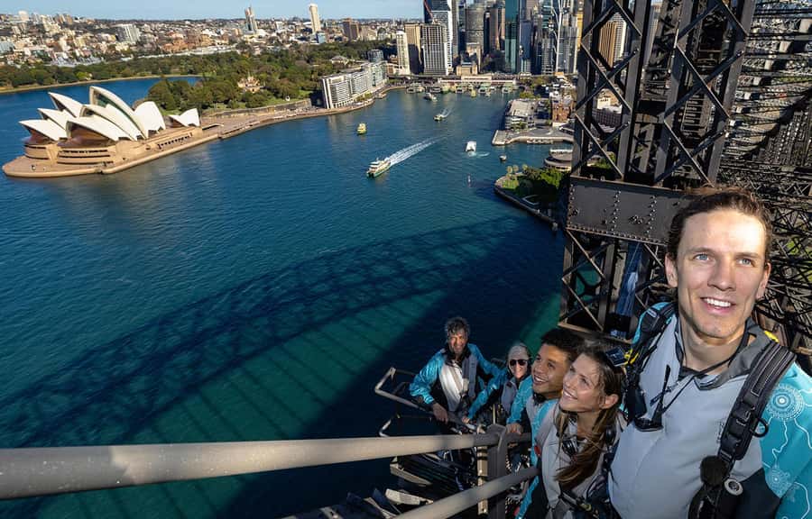 Sydney: BridgeClimb Summit Insider - A Route Built Around the Lower Arch: 1,002 Steps to the Summit