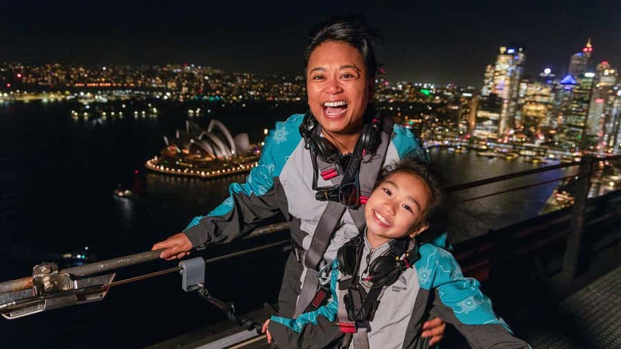 Sydney: BridgeClimb Sydney Harbour Summit Night - A Step-by-Step Sense of the 3-Hour Experience