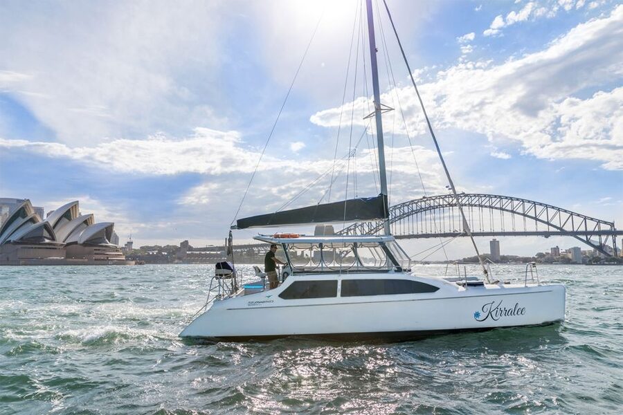 Sydney: Bring Your Own Drinks Vivid Harbour Cruise - Photo moments: how the Opera House and Bridge look from the water