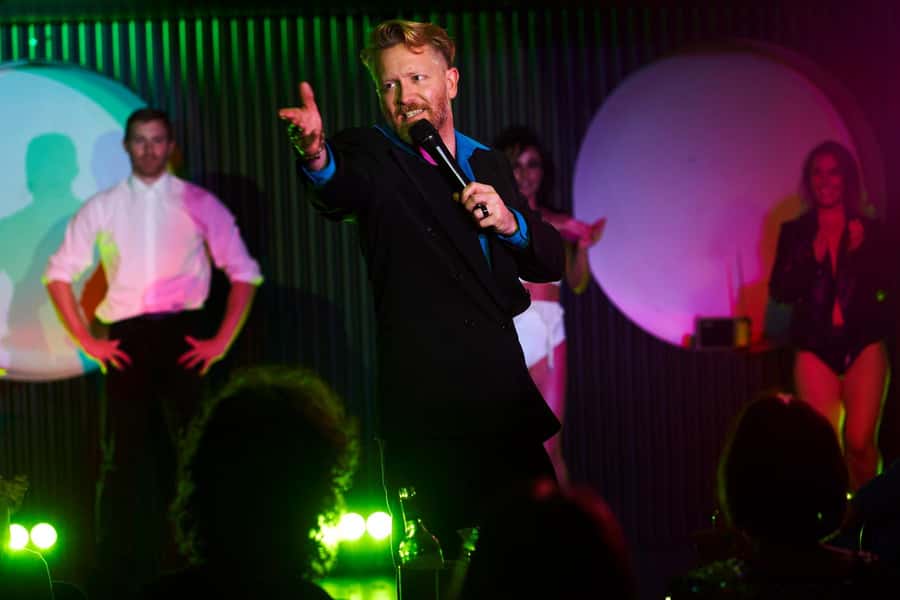 Sydney: Cabaret Dinner Show at the Honeycomb Club - The 2-Course Meal Included: Set Entrée Plus a Main From Three