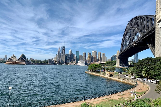 Sydney City, Harbour & Bondi Private Tour, with Airport pick up or drop off - Coogee Beach: the “second coast” that balances the day