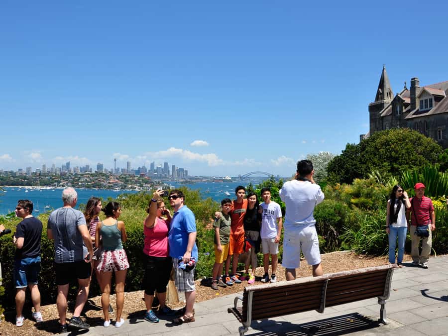 Sydney: City Highlights Guided Bus Tour - Central Sydney preview: Domain, Art Gallery, Botanic Garden, and Mrs Macquarie’s Point