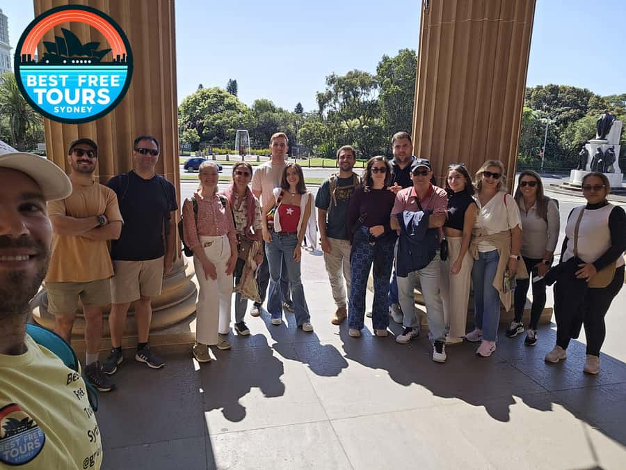 Sydney: City Sights Walking Tour - State Library of NSW and NSW Parliament: where the tour shifts into civic Sydney