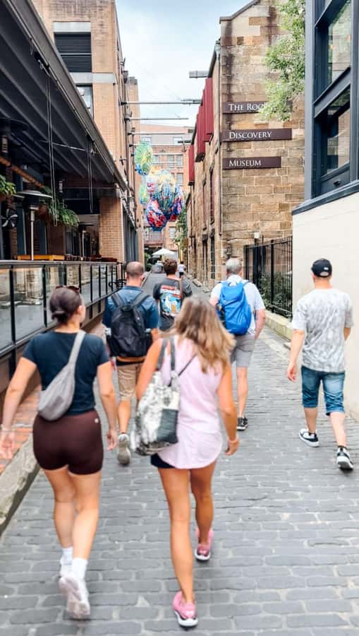Sydney: City & The Rocks 3.5-Hour Walking Tour with a Drink - Price and value: what $53 buys you in 3.5 hours
